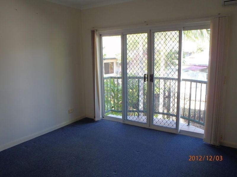 65 McGregor Street, Mooroobool QLD 4870