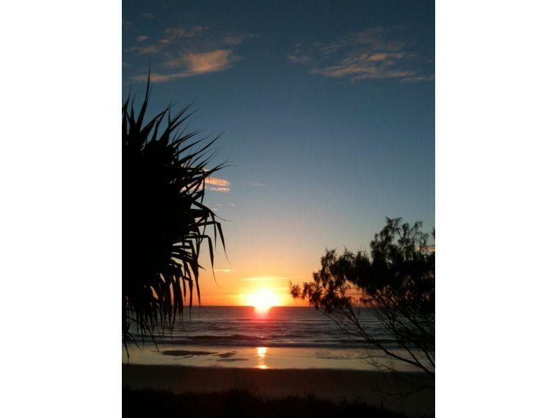 12 ELIZABETH, Broadbeach QLD 4218