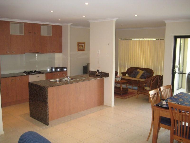 136 Palm Meadows Drive, Carrara QLD 4211