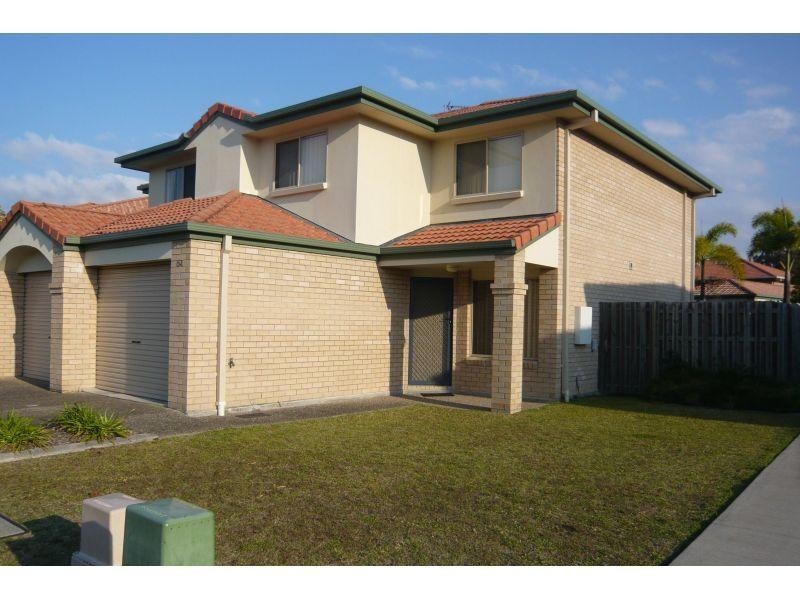 Townhouse/2 Bos Drive, Coomera QLD 4209