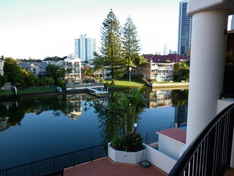 12 Paradise Island, Surfers Paradise QLD 4217