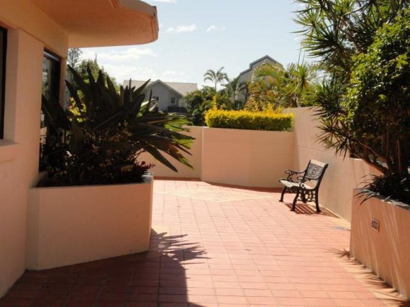 12 Paradise Island, Surfers Paradise QLD 4217