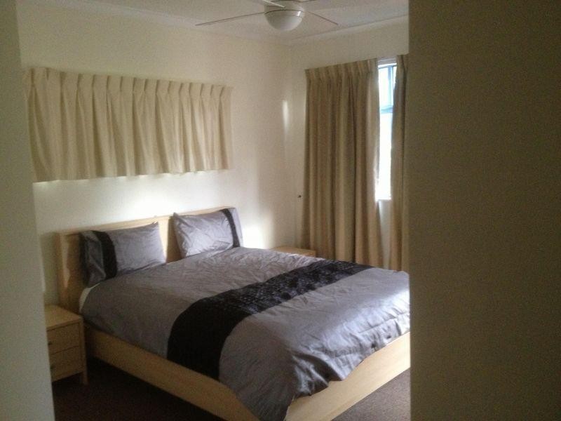 4 MONTE CARLO AVE, Surfers Paradise QLD 4217