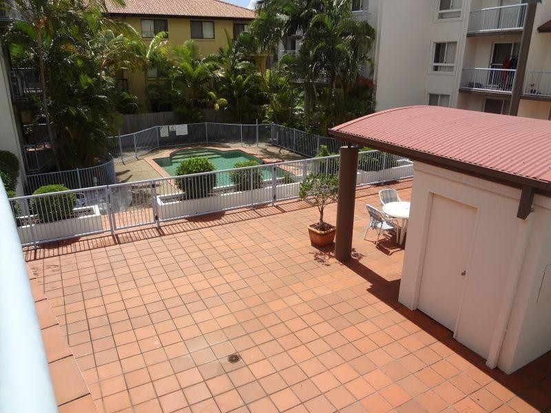 12 Lloyd Street, Southport QLD 4215