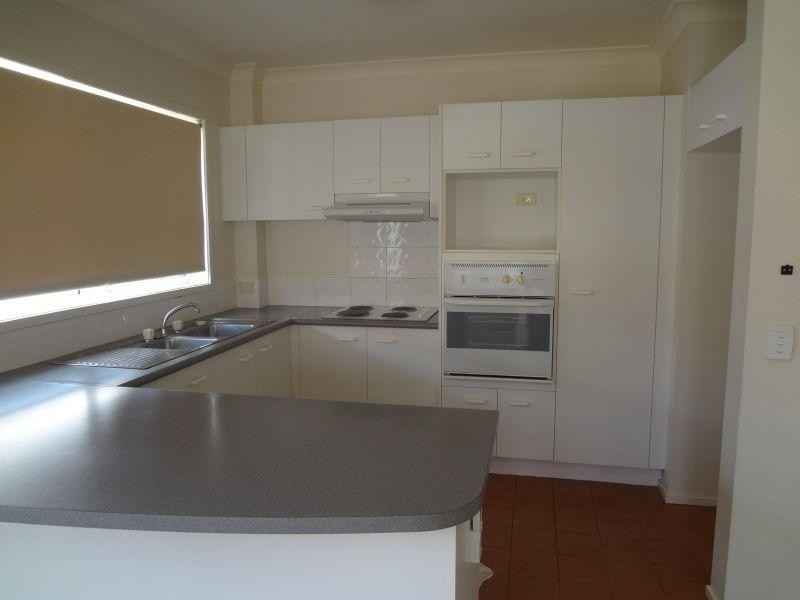 12 Lloyd Street, Southport QLD 4215