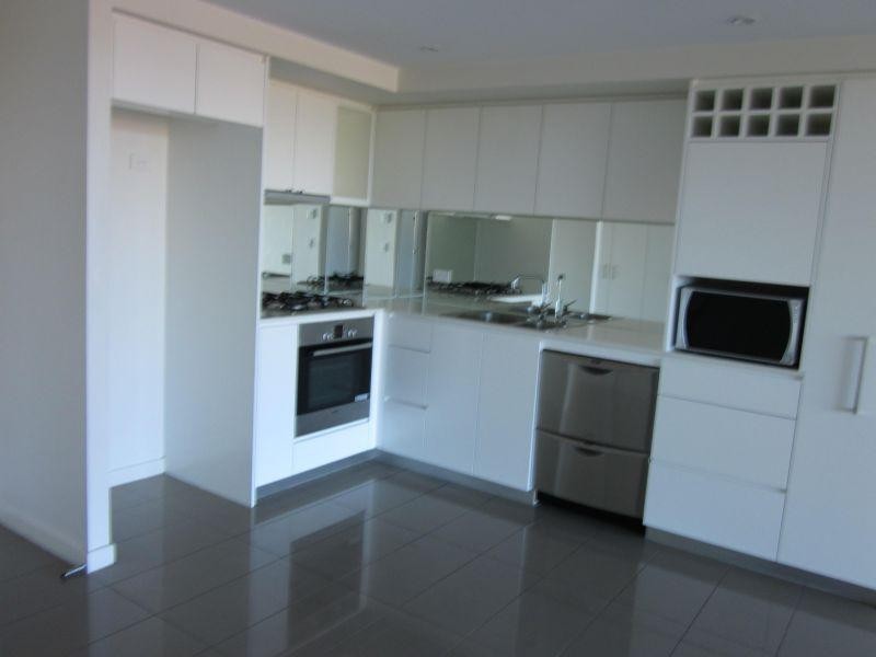 Unit 1407/438 Marine Parade, Biggera Waters QLD 4216