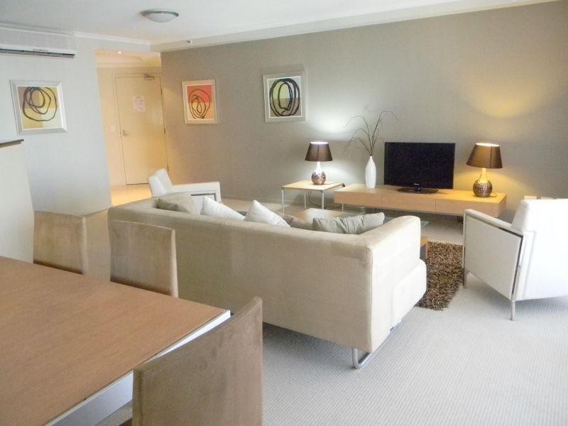 21 Cypress Avenue, Surfers Paradise QLD 4217