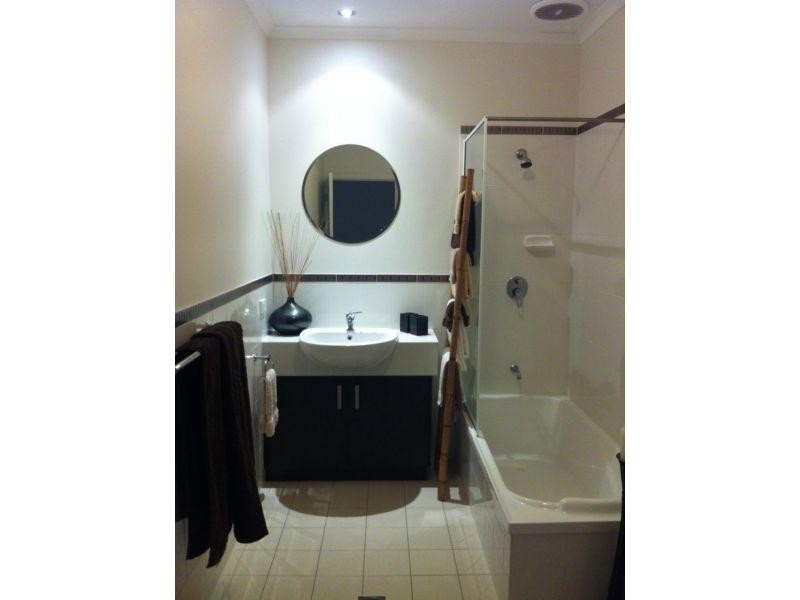 25 Abell Road, Cannonvale QLD 4802