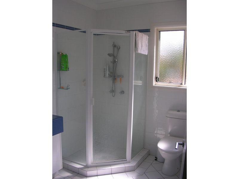 34 Albicore Street, Mermaid Waters QLD 4218