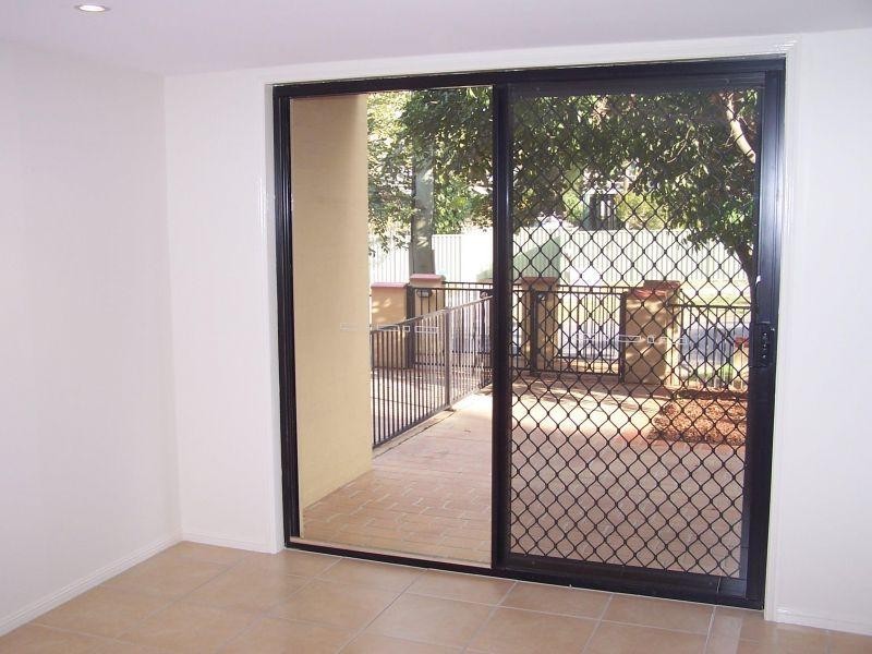 27/316 Long Street, Graceville QLD 4075