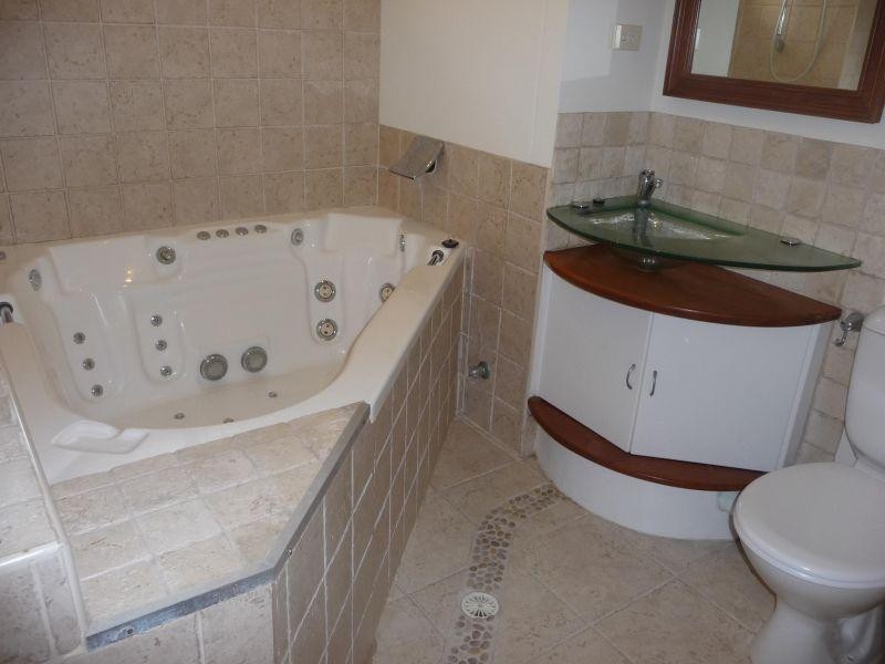 12-20 Goodwin Terrace, Burleigh Heads QLD 4220