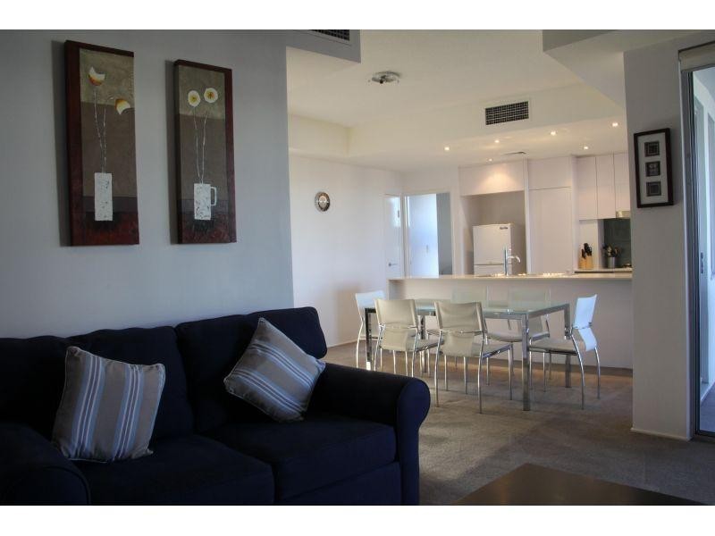 8 Dunmore Terrace, Auchenflower QLD 4066