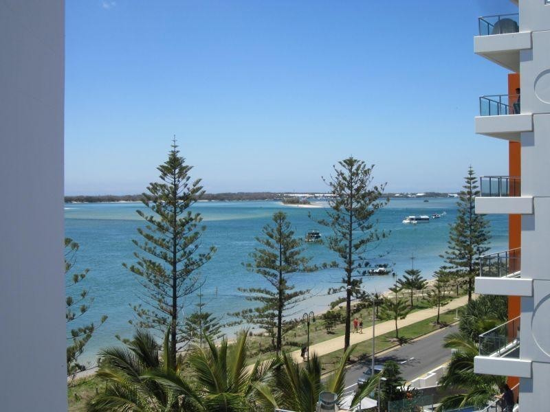 Unit 1407/438 Marine Parade, Biggera Waters QLD 4216