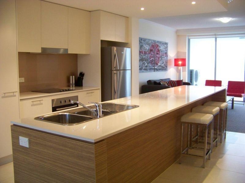 4/1 Lakefront Crescent, Varsity Lakes QLD 4227