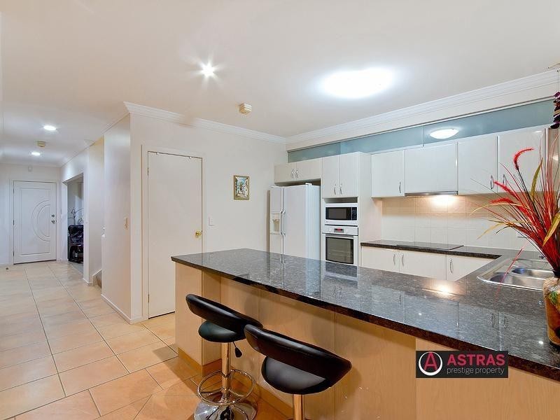 Carrara QLD 4211
