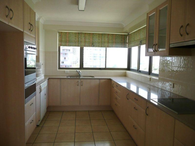 27/18 Commodore Drive, Paradise Waters QLD 4217