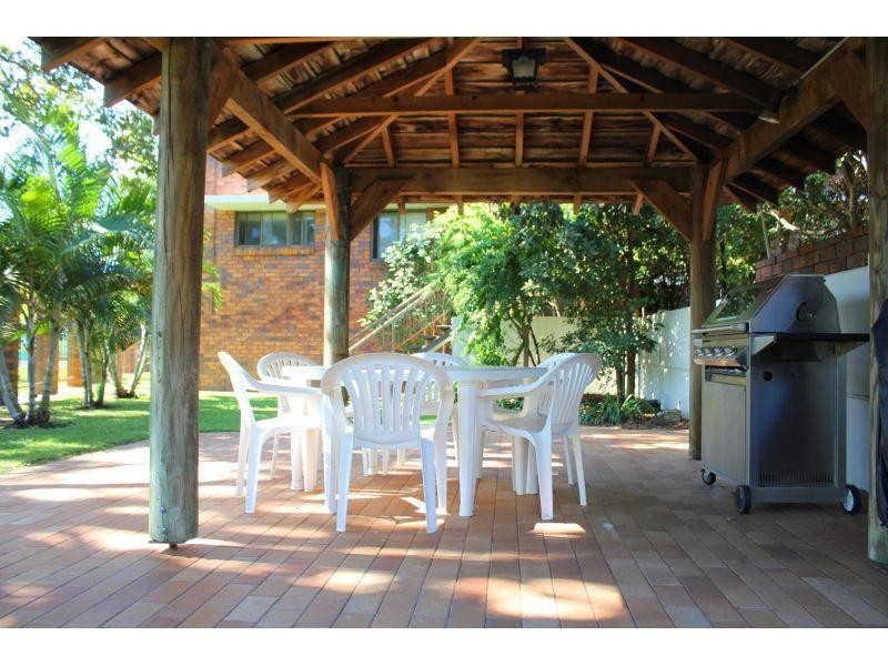 22 Commodore Drive, Paradise Waters QLD 4217