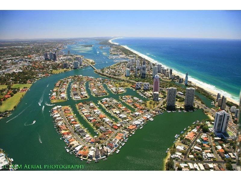 22 Commodore Drive, Paradise Waters QLD 4217