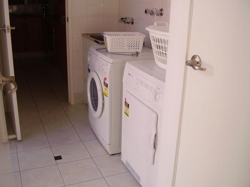 82/302 Christine Avenue, Varsity Lakes QLD 4227