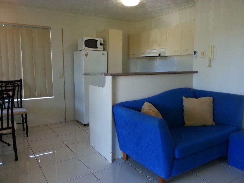 9 Tweed Street, Southport QLD 4215