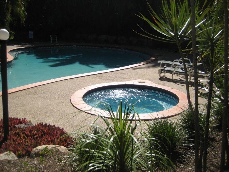 100 Racecourse Road, Bundall QLD 4217