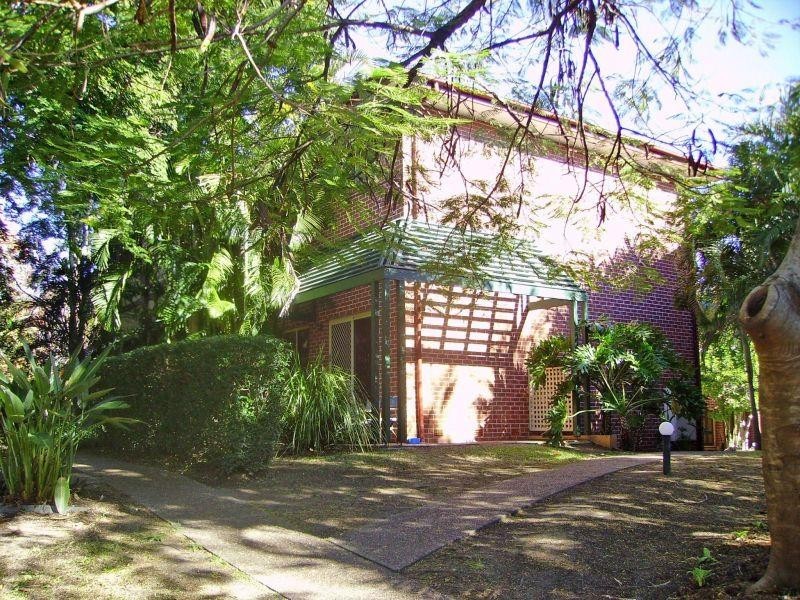 100 Racecourse Road, Bundall QLD 4217