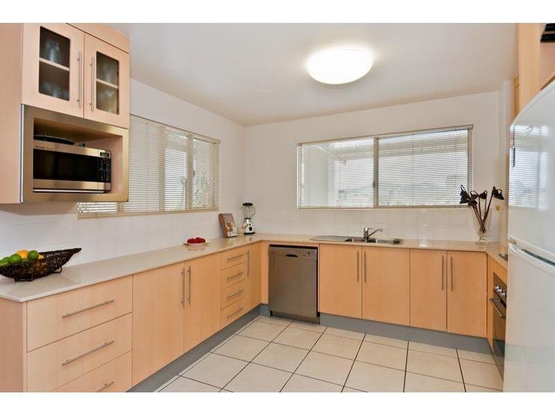 79 Spence Street, Cairns QLD 4870