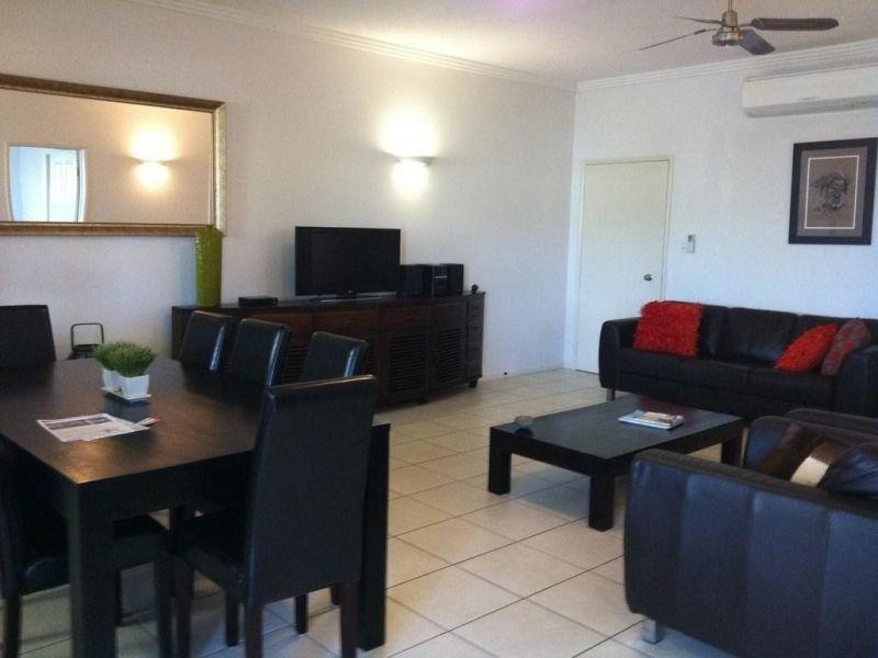 79 Spence Street, Cairns QLD 4870