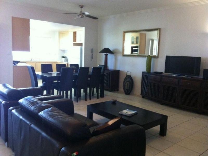 79 Spence Street, Cairns QLD 4870