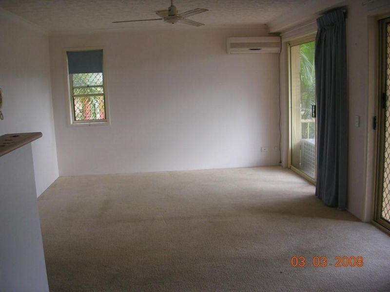 36 ALEXANDRA AVE, Broadbeach QLD 4218