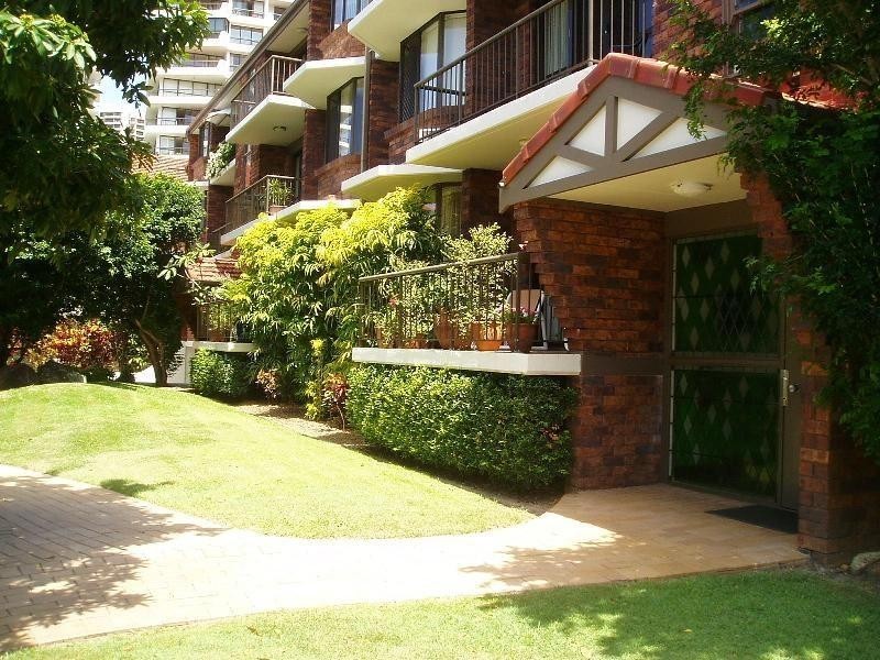 22 Commodore Drive, Paradise Waters QLD 4217