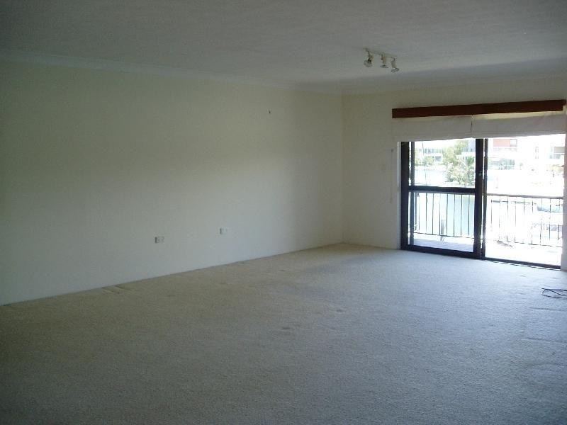 22 Commodore Drive, Paradise Waters QLD 4217