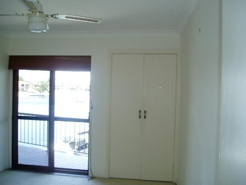 22 Commodore Drive, Paradise Waters QLD 4217