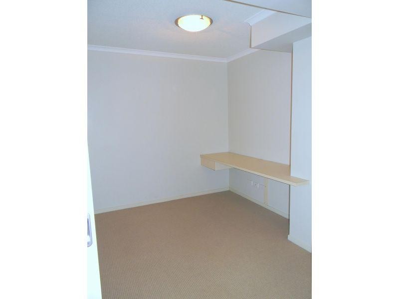 21 Cypress Avenue, Surfers Paradise QLD 4217