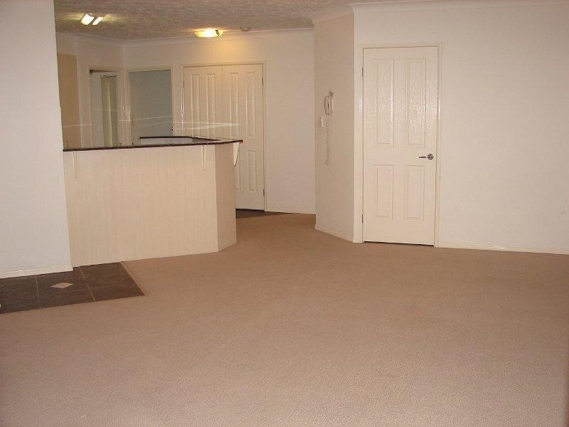 5/6 Fifth Avenue, Burleigh Heads QLD 4220