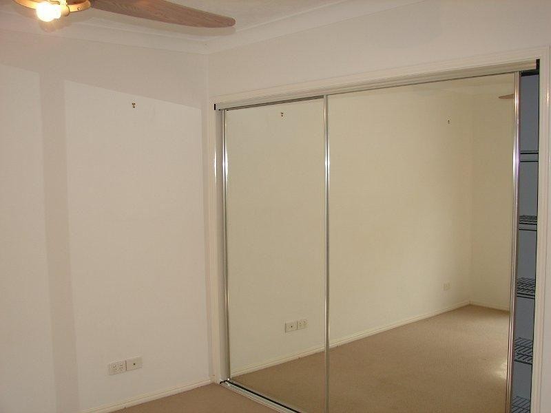 5/6 Fifth Avenue, Burleigh Heads QLD 4220