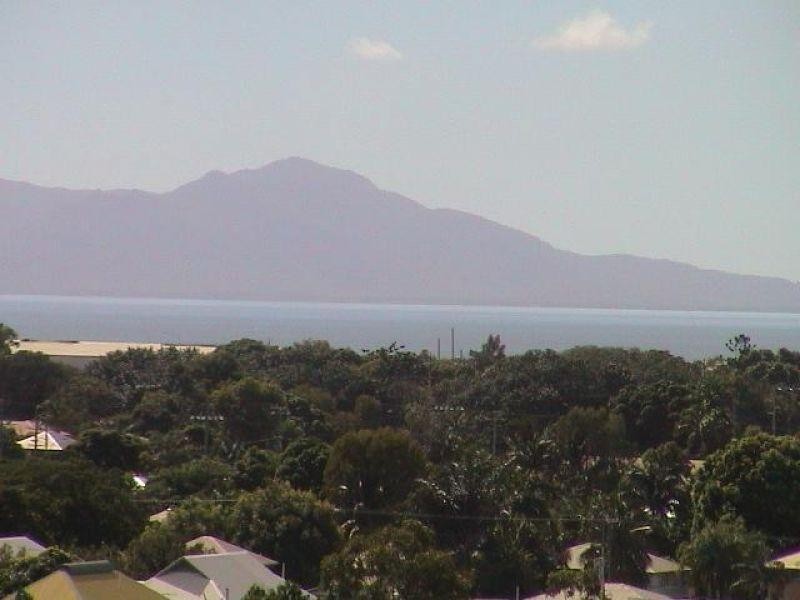 32 Stanley Street, Townsville City QLD 4810