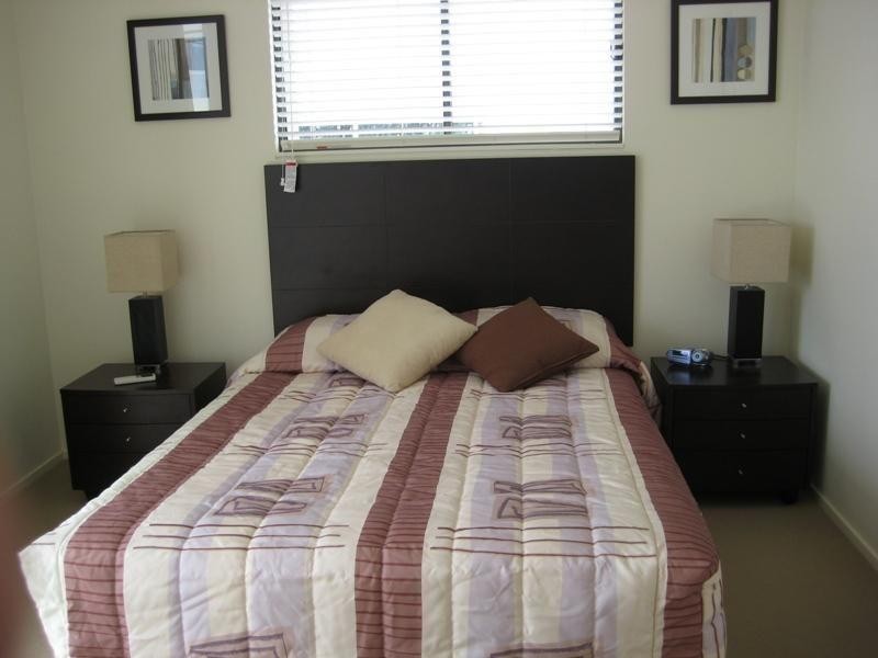 1091/18 Manning Street, Milton QLD 4064