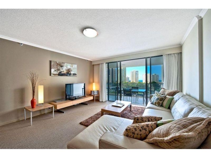 21 Cypress Avenue, Surfers Paradise QLD 4217