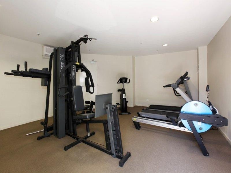 21 Cypress Avenue, Surfers Paradise QLD 4217