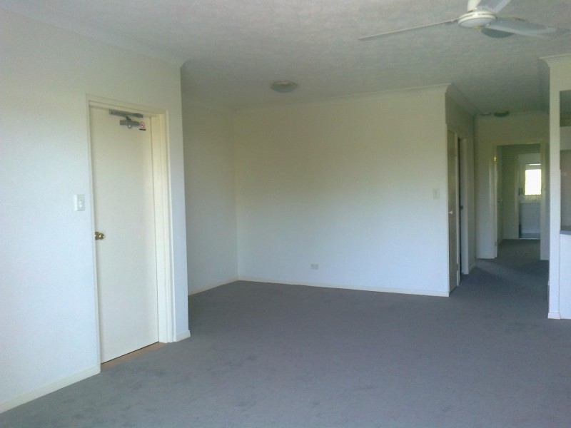 30-36 Burra Street, Chevron Island QLD 4217
