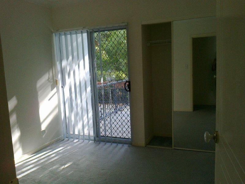 30-36 Burra Street, Chevron Island QLD 4217