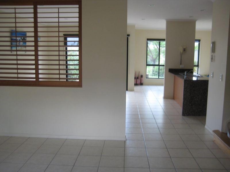 136 Palm Meadows Drive, Carrara QLD 4211