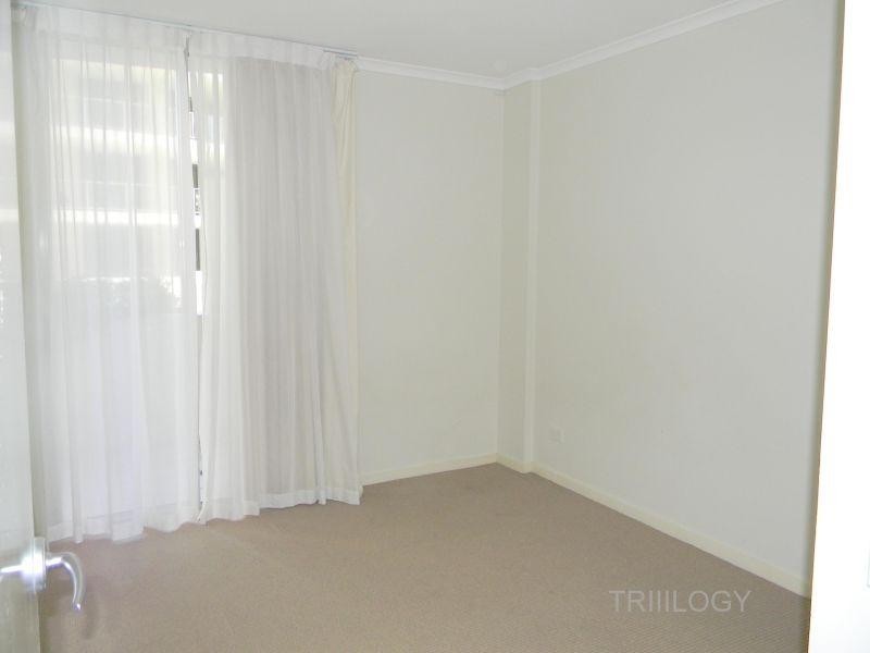 21 Cypress Avenue, Surfers Paradise QLD 4217