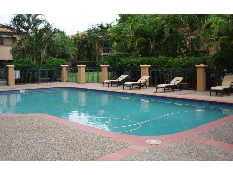 85 Palm Meadows Drive, Carrara QLD 4211