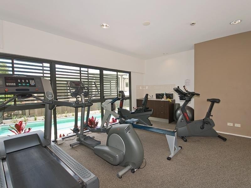 1076/18 Manning Street, Milton QLD 4064