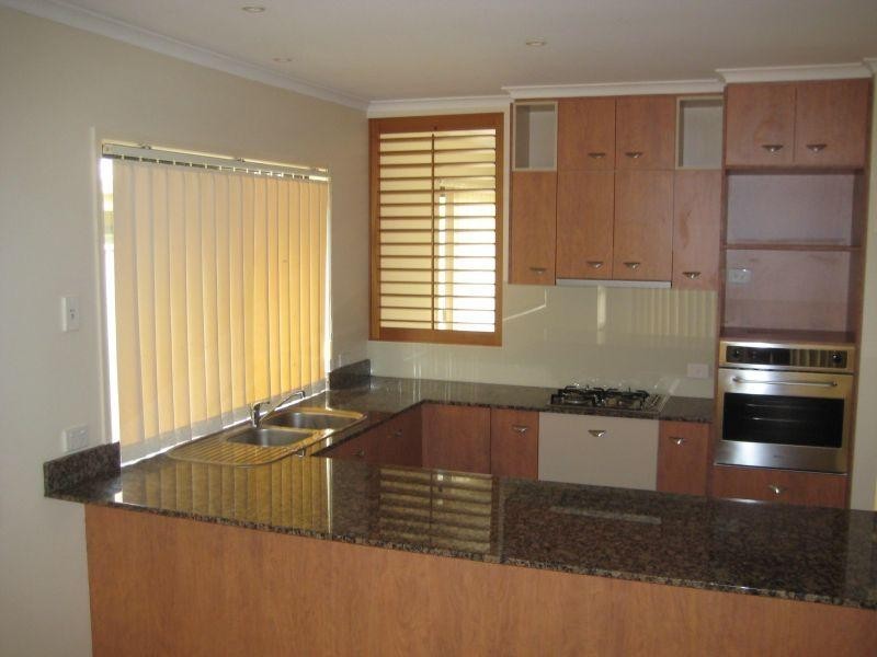 136 Palm Meadows Drive, Carrara QLD 4211