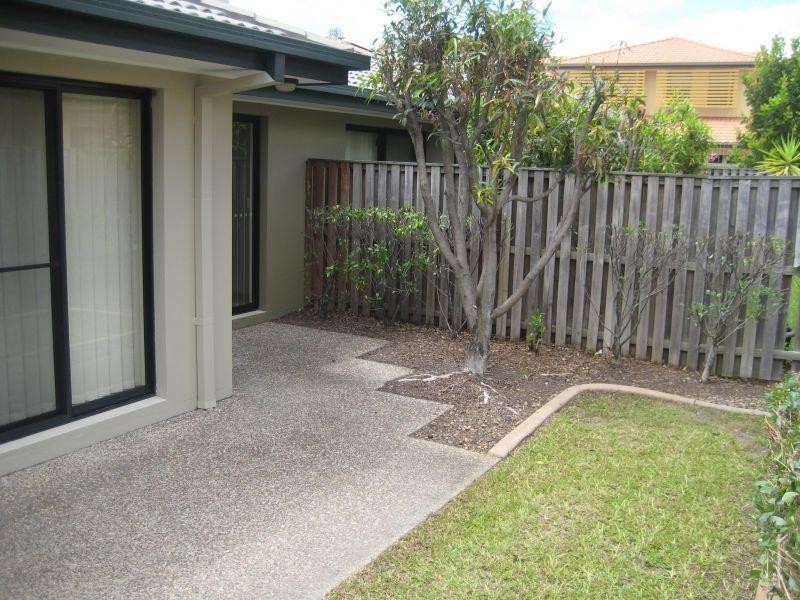 136 Palm Meadows Drive, Carrara QLD 4211