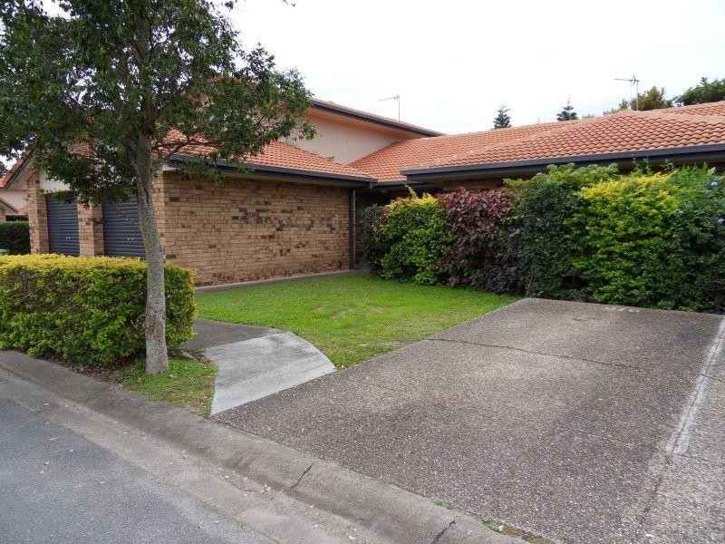 11 Waterford Court, Bundall QLD 4217