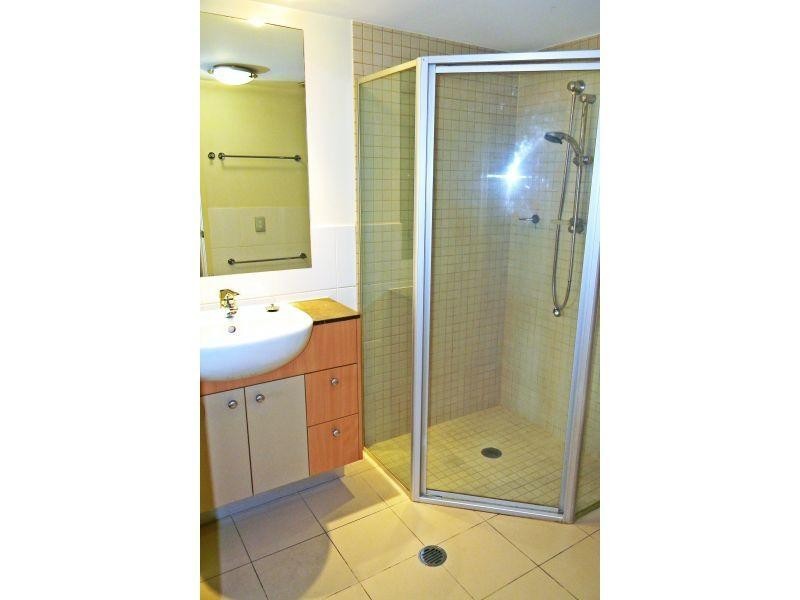 355/21 Cypress Avenue, Surfers Paradise QLD 4217